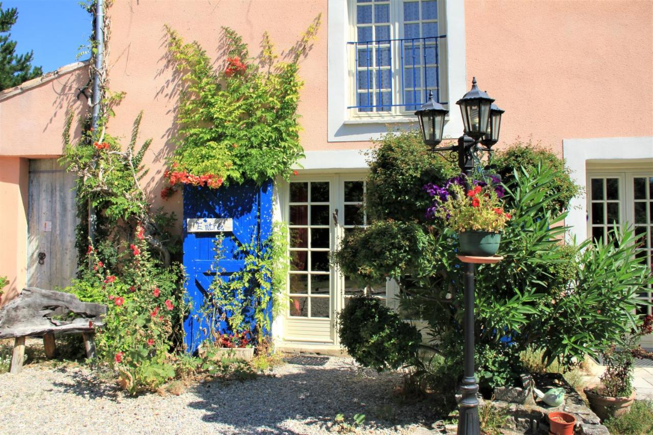Le Mas De La Cigale Bleue, Caumont Sur Durance Esterno foto
